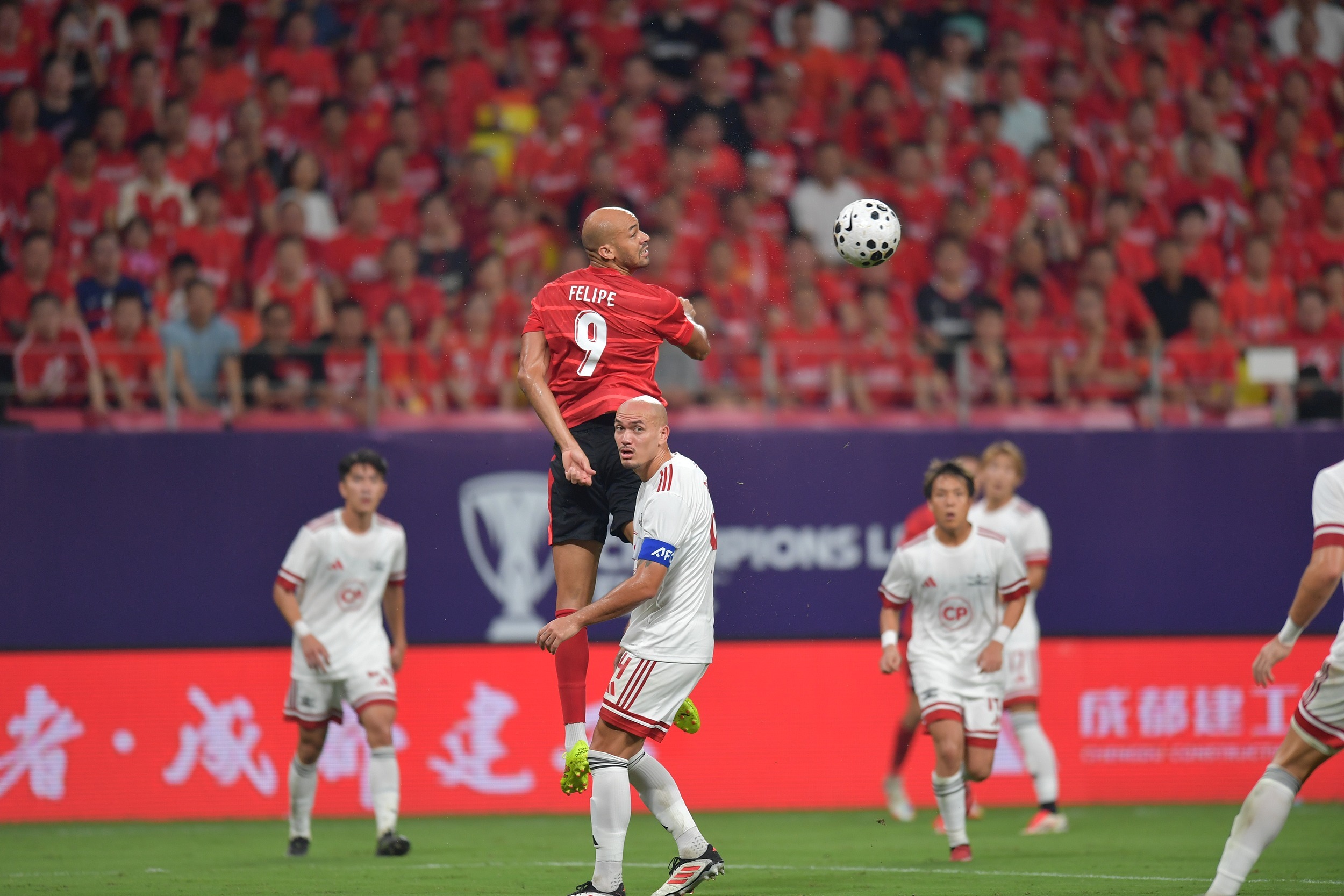 开云app下载-法甲赛程吃紧，成都蓉城冲刺阶段单刀错失，球迷炸锅，阵容厚度经受考验的简单介绍