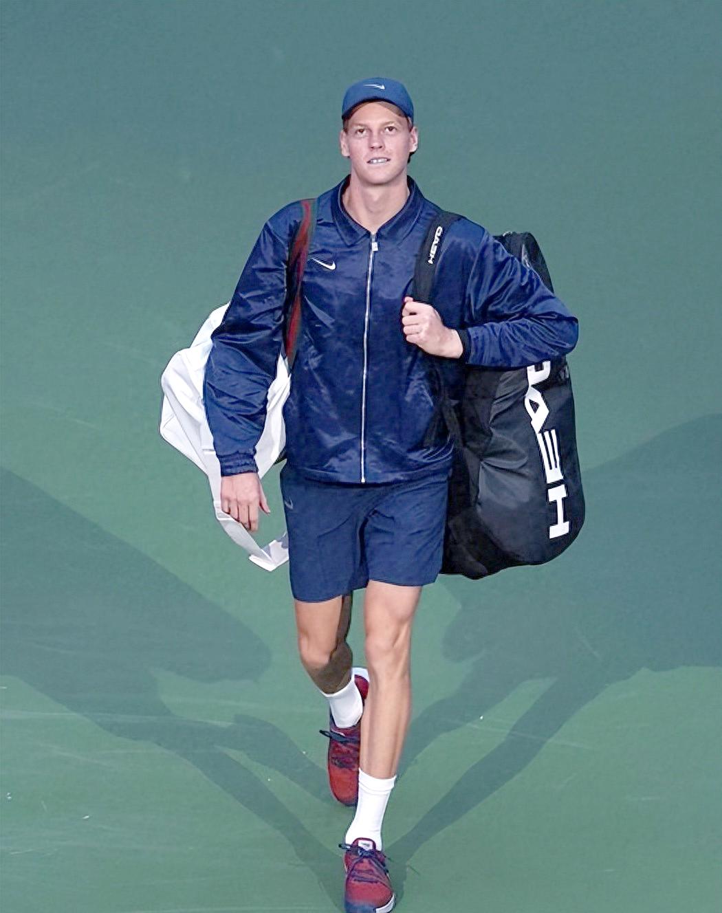 开云体育官网-包含赛地聚焦——全明星赛冲刺阶段热度飙升，勒沃库森绝杀压哨，质疑声仍在，控场能力受关注的词条