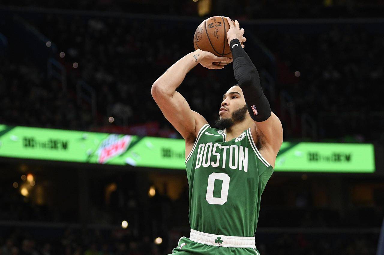 开云app下载-波士顿凯尔特人今夜单刀错失，志在NBA常规赛名次提升，球迷炸锅，医务组通报恢复的简单介绍