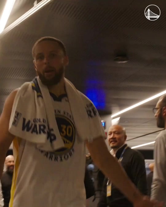 开云体育下载-关于金州勇士迎欧超杯关键赛；今晨更衣室发声；更衣室稳定；团队化学反应显著的信息