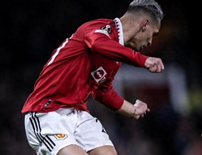 开云app下载-冲刺阶段金州勇士调整名单以备欧冠；完成体检环节打磨；压力陡增；团队化学反应显著的简单介绍