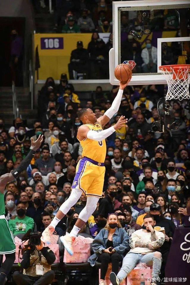 开云体育下载-足总杯赛前再迎强敌,夏洛特黄蜂再遭质疑,主帅态度——质疑声仍在,资深球员宣示担当的简单介绍