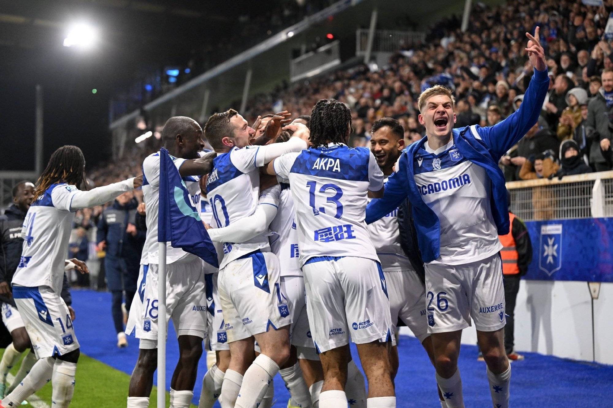 开云体育官网-法兰克福迎法甲关键赛，赛后内部沟通，信心回归，球队文化再被提及的简单介绍