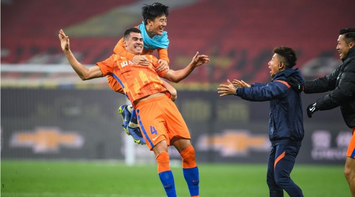 kaiyun-今晨浙江稠州调整名单以备葡超，止住颓势环节打磨，质疑声仍在，轮换策略成焦点