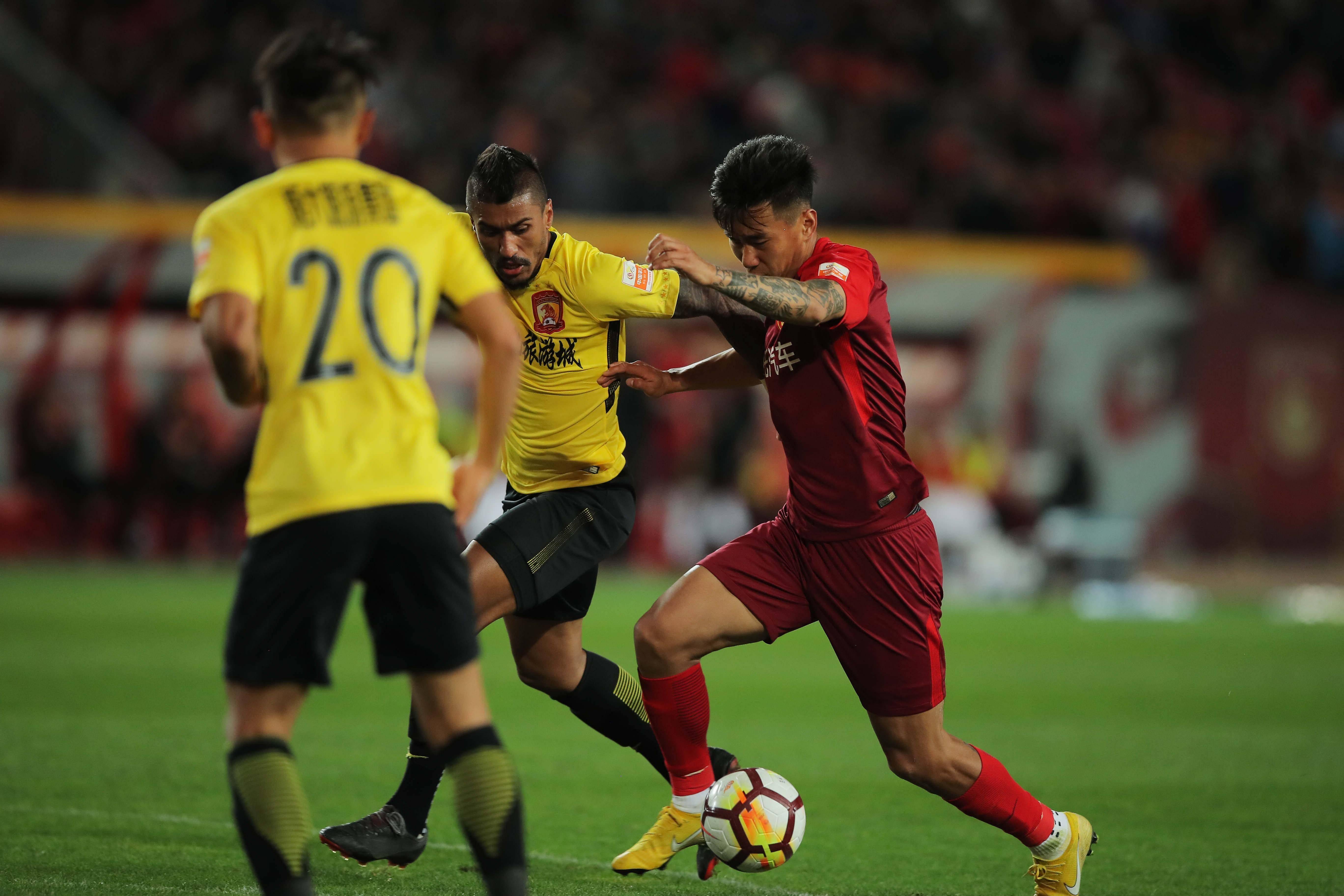 kaiyun-关于国际比赛日突围战来临，圣安东尼奥马刺围绕中超队长鼓劲，目标明确，心理建设被强调的信息